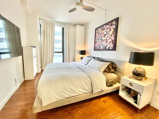 Rented by NY Living Solutions | media 17