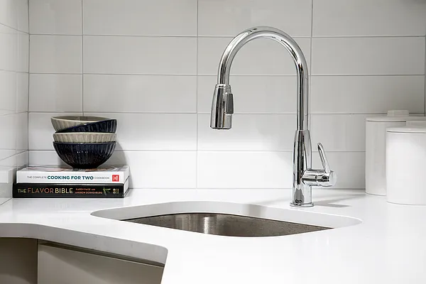 Rented by Vertical Real Estate LLC | media 4