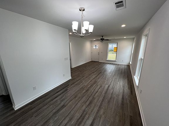 3rd image of 444 Martin Luther King Dr