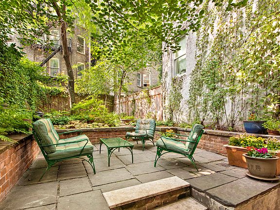 5th image of 346 W 15th St