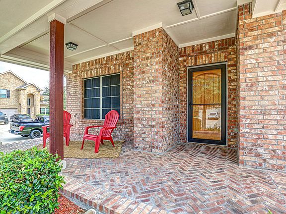 4th image of 15701 Bent Rose Way
