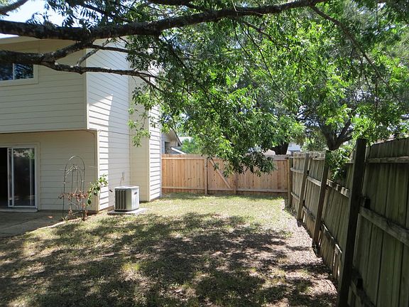 5th image of 1204 Doreen Ct