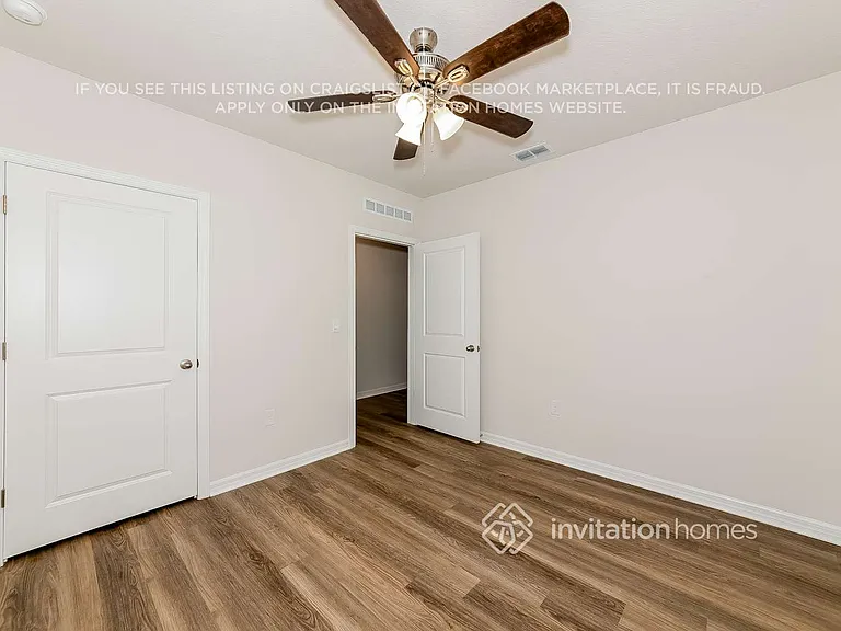 7924 Majestic Palms Ct — Photo 15