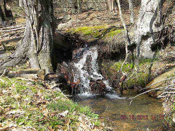 3rd image of 415 Private Road 3015