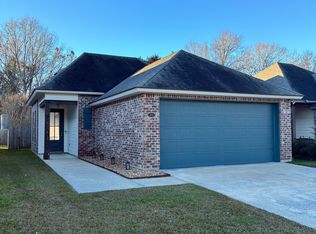 221 Twin Meadow Ln, Lafayette, LA 70508