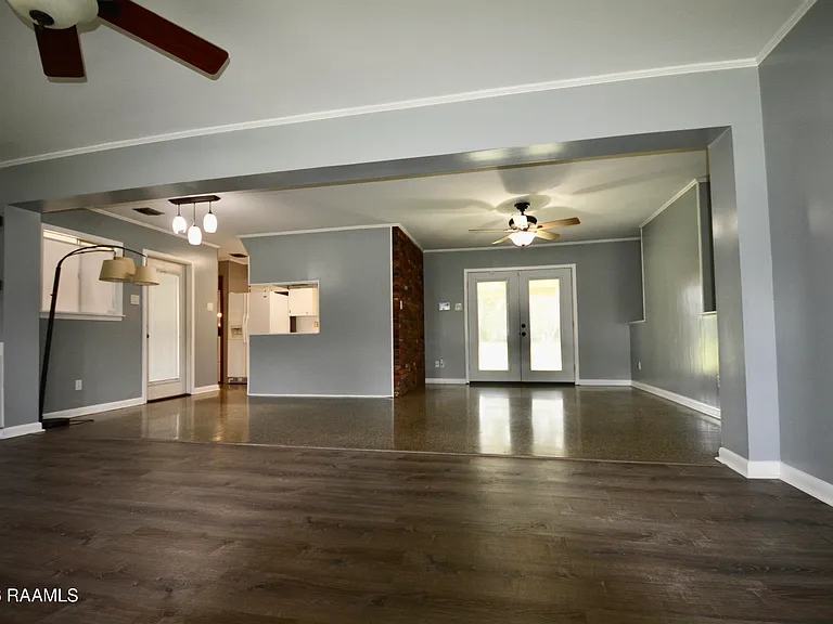 101 Boxwood Dr — Photo 6