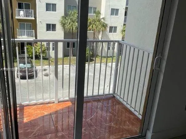 11050 SW 196th St APT 314, Miami, FL 33157