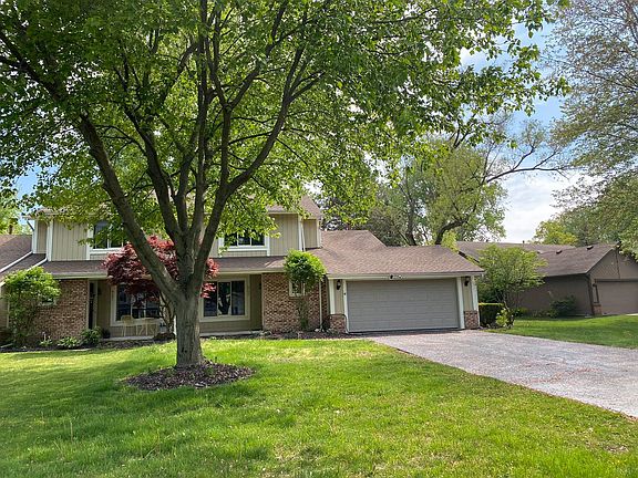3rd image of 6753 Woodmeadow Dr #6753