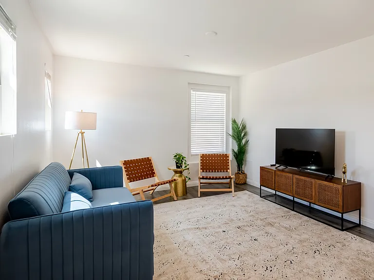 84162 Capitola Ave — Photo 5