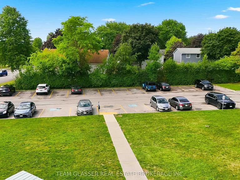 735 Wonderland Rd S #302 — Photo 32