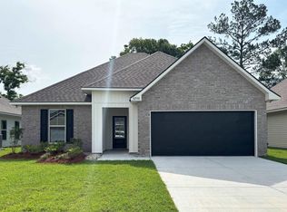 32550 White Bloom Ln, Walker, LA 70785