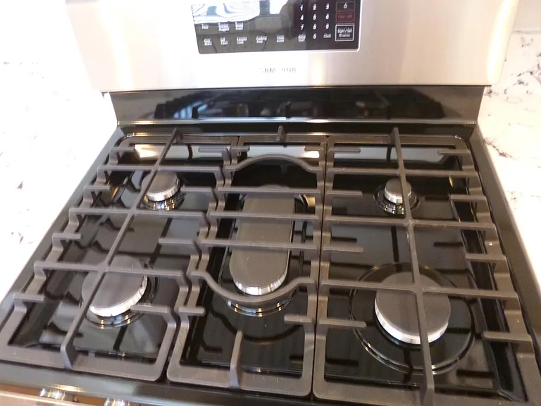Five burner gas range