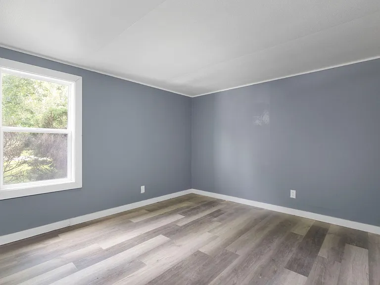 60691 Carroll St — Photo 9
