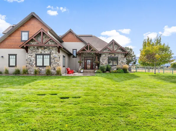 1147 Willow Creek Rd, Corvallis, MT 59828