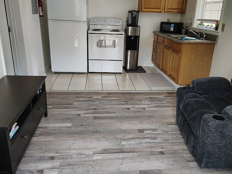 102 Osborne Private Dr #2 — Photo 2