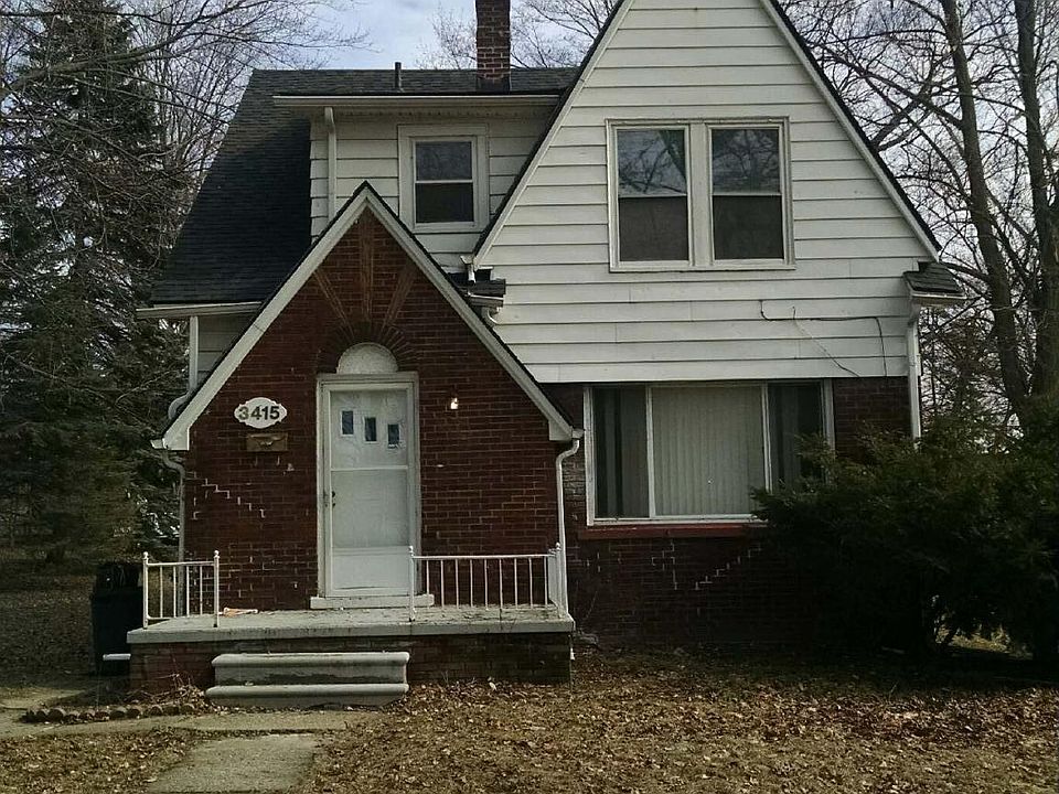 Lower flat available 900 square feet