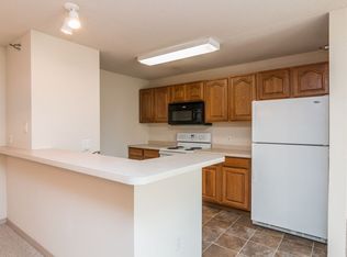 EAST HAMPTON, Wichita, KS 67226
