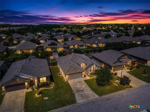 2nd image of 510 Wedgwood Dr
