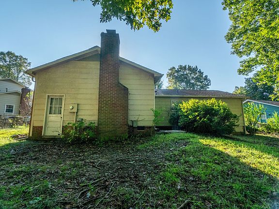 4th image of 5 Woodclub Ct