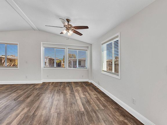 4th image of 37 Catalpa Drive