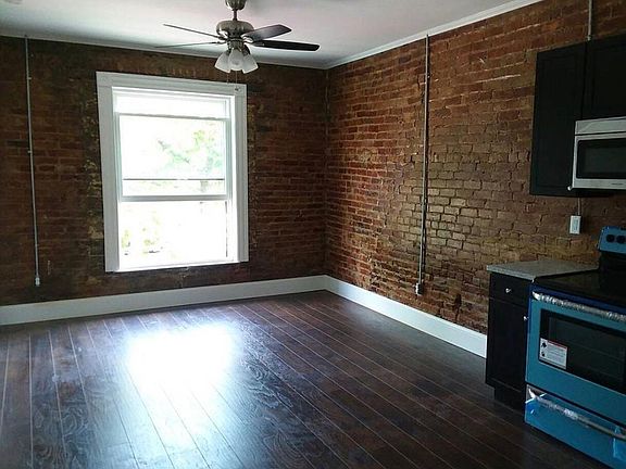 2nd image of 1013 S Fort Thomas Ave