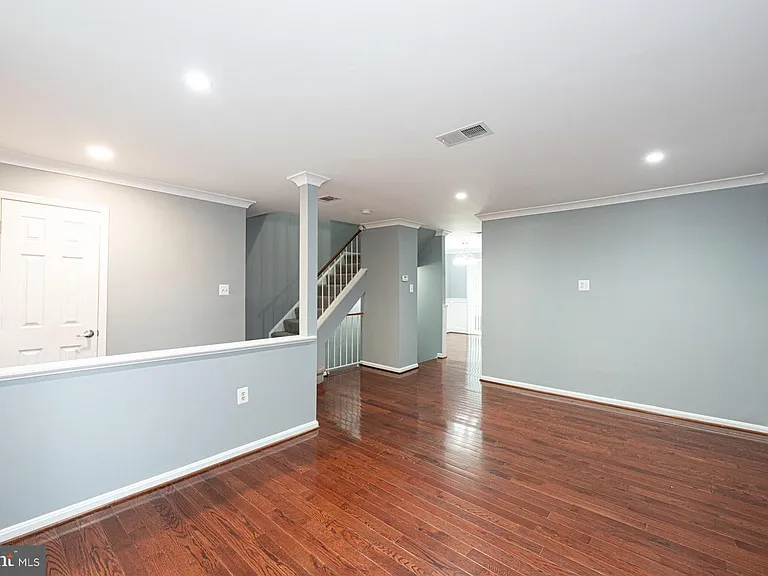 14263 Heritage Crossing Ln — Photo 8