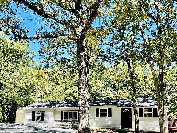 2nd image of 4105 Ridge Dr
