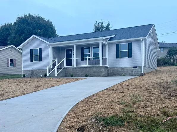 131 Village Cir, Glasgow, KY 42141