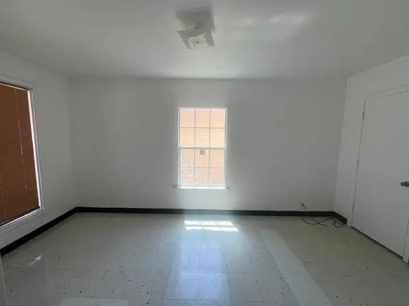 2617 Ayers St #A, Corpus Christi, TX 78404