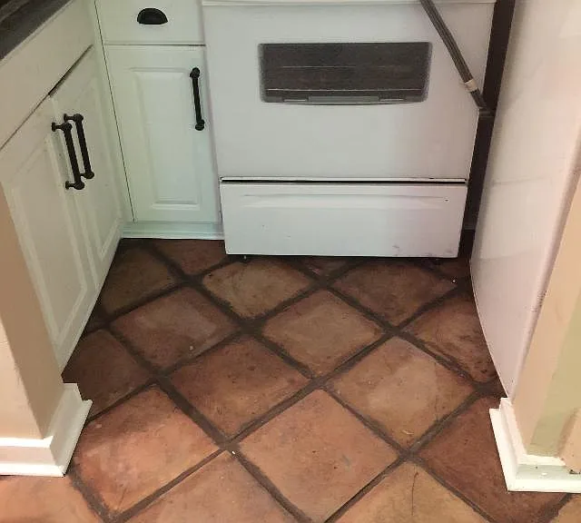 585 Elmwood Dr NE — Photo 7