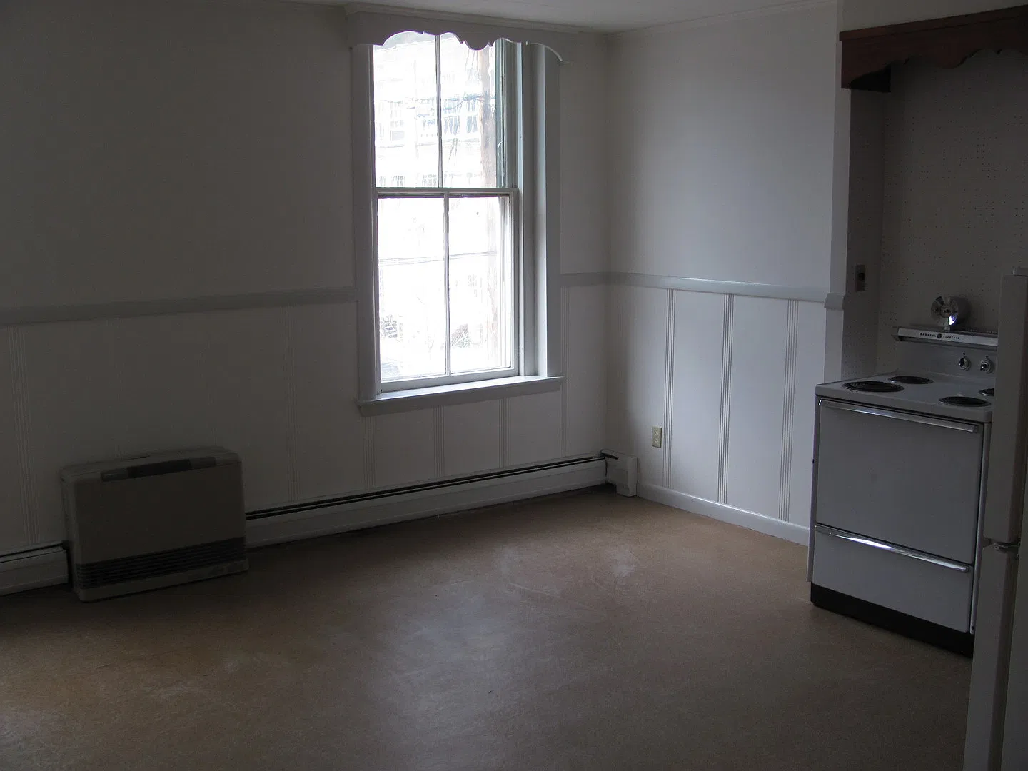 54 Main — Photo 3