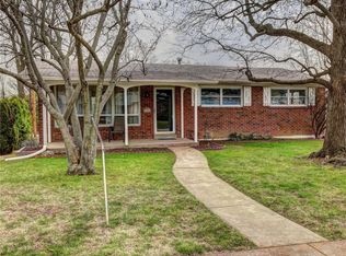 1404 Fox Creek Dr, Saint Louis, MO