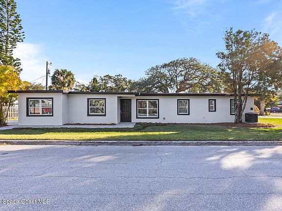 3rd image of 199 Oak Ave