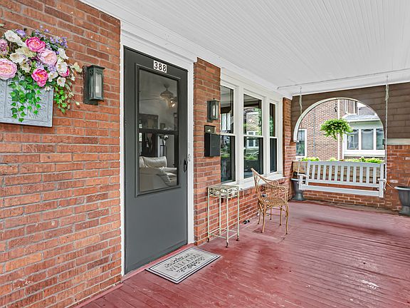 2nd image of 388 Lincoln Ave