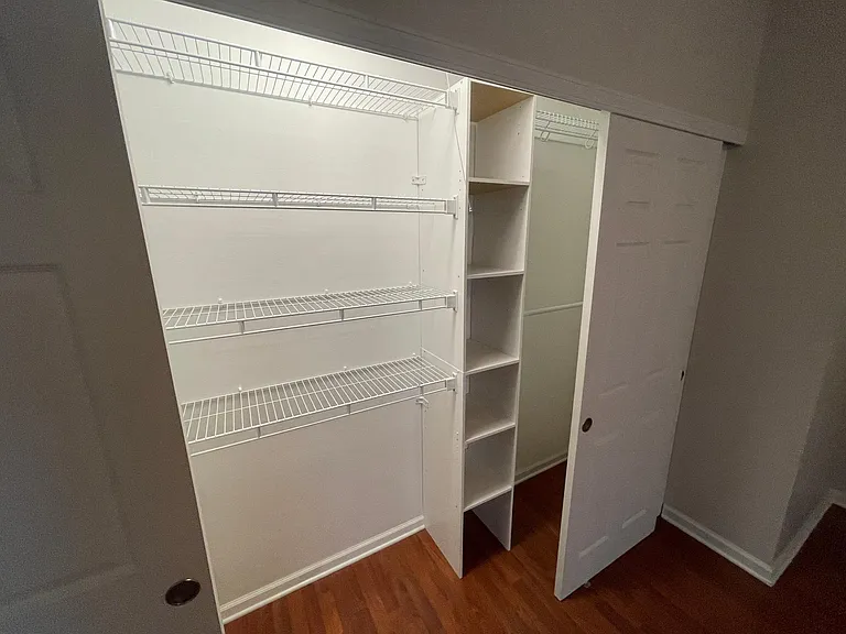 6013 Forest View Rd #2E — Photo 16