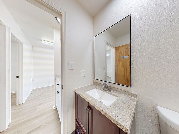 5th image of 2351 Washington Ave Suite G