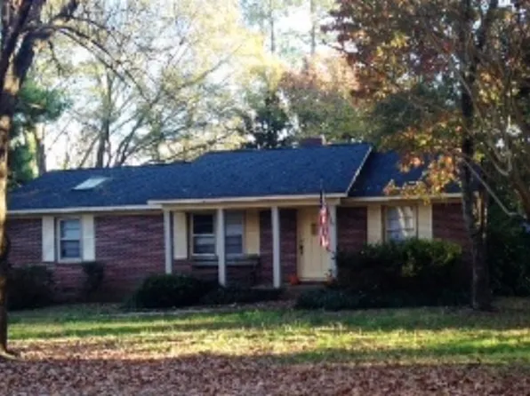 207 Cedar Ln, Clemson, SC 29631