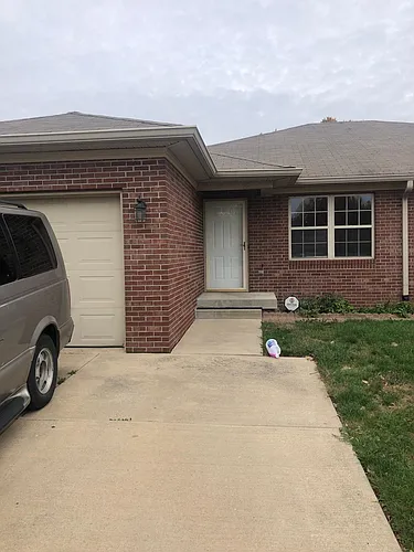 98 Virgil Dr Photo 1