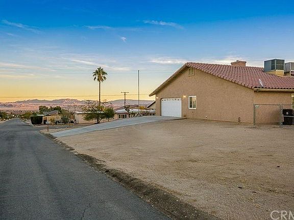 5th image of 74811 Twilight Dr