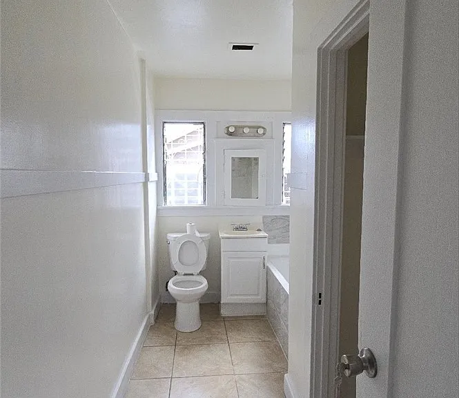 456 1/2 W 59th Pl #456 — Photo 17