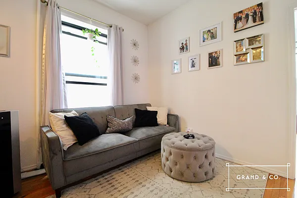 Rented by Grand & Co. | media 19