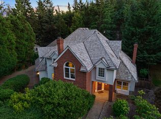 18635 Westview Dr, Lake Oswego, OR 97034