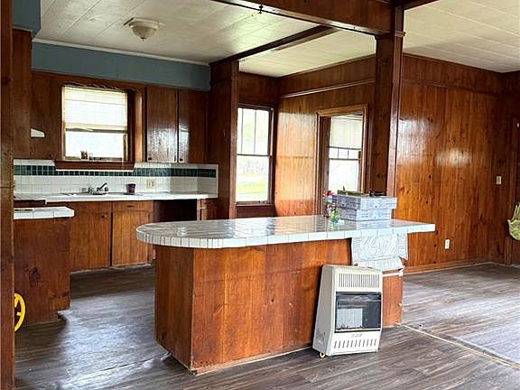 5th image of 164 Long Bridge Rd