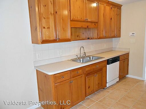 2nd image of 4275 Shadowwood Dr
