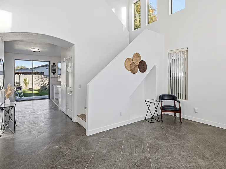 220 W Beechnut Pl — Photo 23