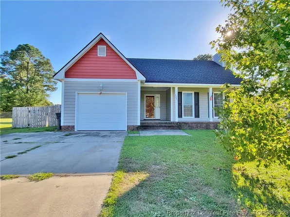 6447 Bailey Lake Rd, Fayetteville, NC 28304