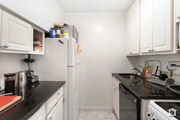 Sold by Coldwell Banker Reliable Real Estate | media 5