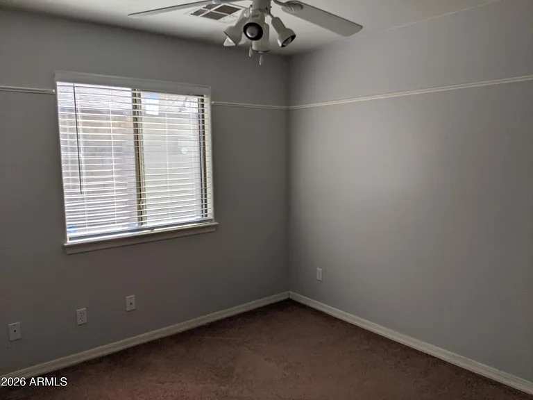 2536 E McArthur Dr — Photo 6