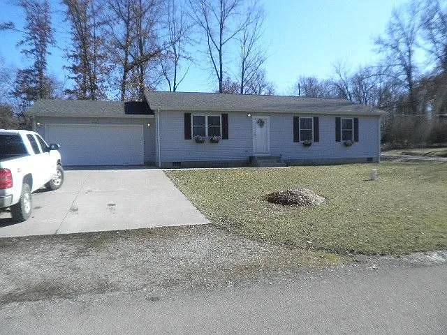 13254 Grove Rd NE photo 1