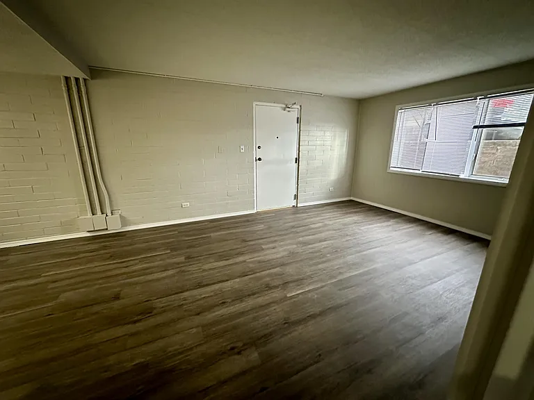 611 W Church St #11 — Photo 5